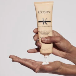 Crème De Jour Fondamentale Curl Manifesto Kérastase 150ml -Capillaires Produits Boutique Creme de jour fondammentale Kerastase Curl Manifesto 69671.1686230272