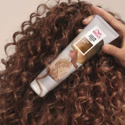 Masque Color Fresh Wella Caramel Glaze 150ml -Capillaires Produits Boutique caramel glaze wella 150ml 66542.1684847138
