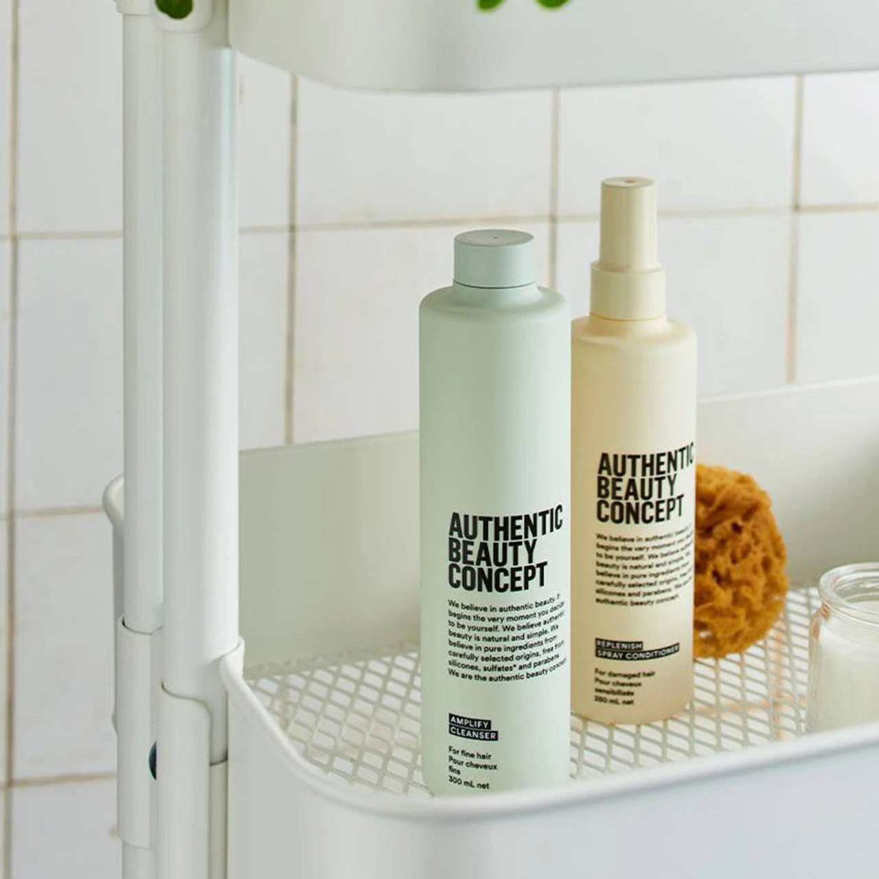 Spray-Soin Réparateur Authentic Beauty Concept 250ml Spray-Soin Réparateur Authentic Beauty Concept 250ml -Capillaires Produits Boutique spray soin reparateur ABC 46103.1693385431